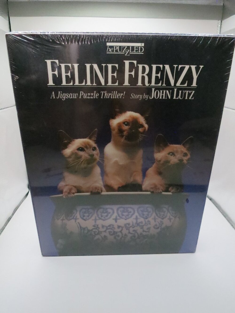 BePuzzled Feline Frenzy 500Pc Murder Mystery Interactive Jigsaw Puzzle New